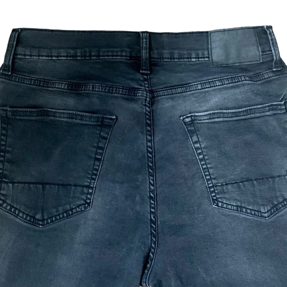 Aero Men’s Black Jeans Slim Size 30x32